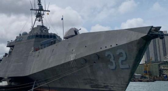 USS Santa Barbara Makes First Visit to Colombo